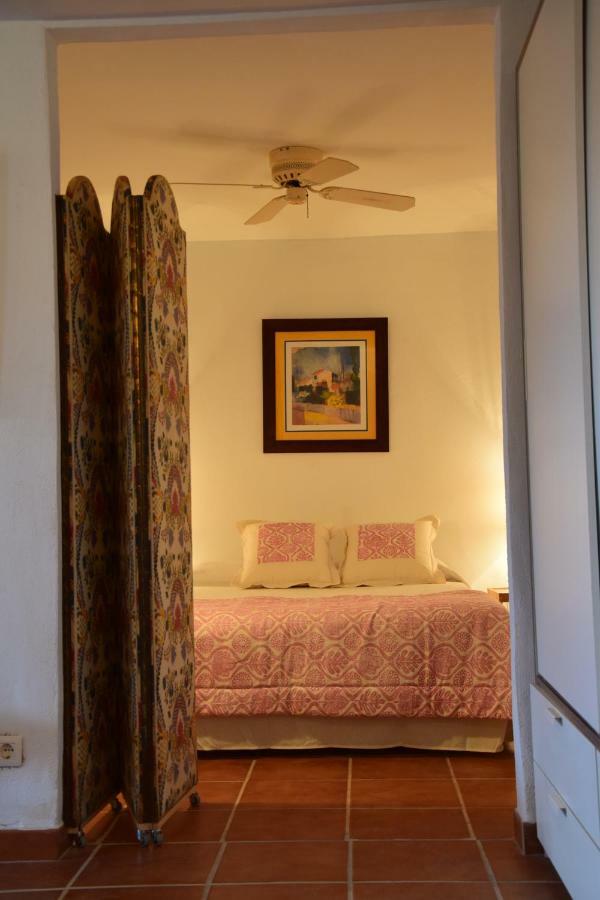Apartamento-Estudio En Villa Con Piscina Malaga Luaran gambar
