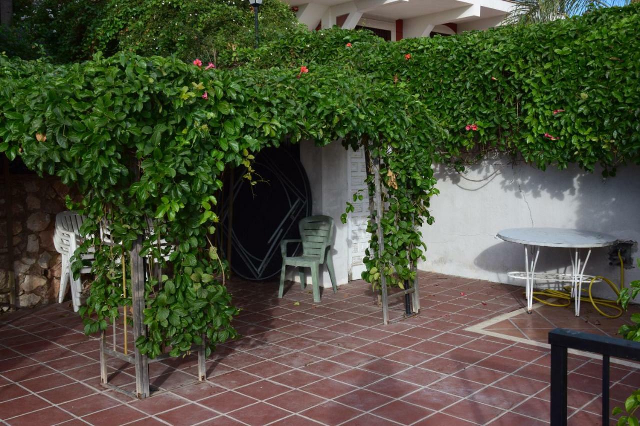 Apartamento-Estudio En Villa Con Piscina Malaga Luaran gambar